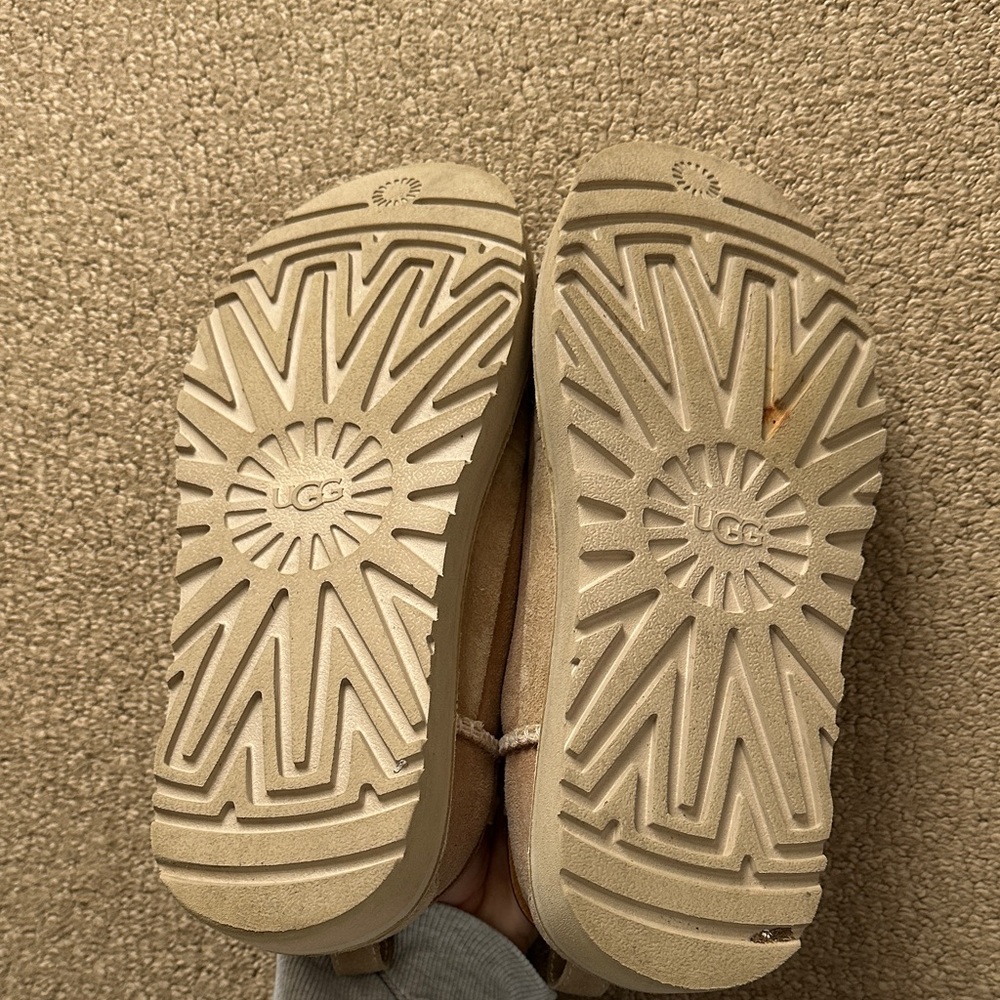 UGG Beige Suede Slip-On Shoes with Faux Fur - Picture 3 of 4
